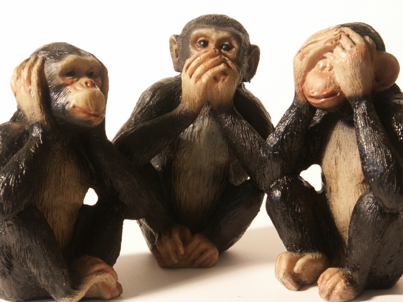 Three Wise Monkeys i Stock 183232675